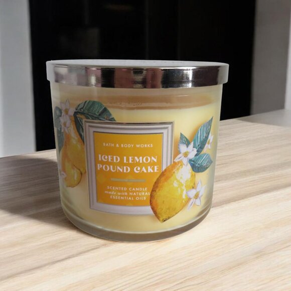 Bath & Body Works Other - Bath & Body Works, 3-Wick Candle, ICED PINEAPPLE POUND CAKE, NWT - DELICIOUS!